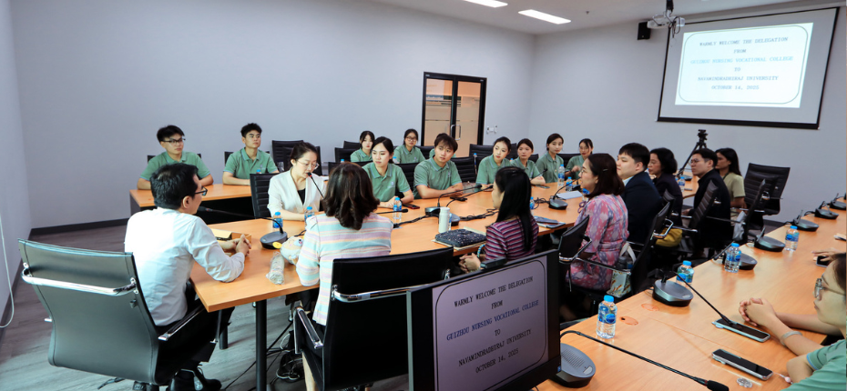 Navamindradhiraj University Welcomes Delegation for Study Visit and Cultural Exchange from Guizhou Nursing Vocational College, People’s Republic of China 🇨🇳🤝🇹🇭